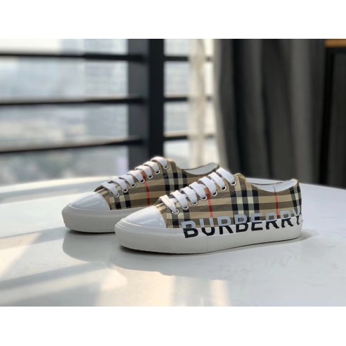 Tenis burberry outlet replica